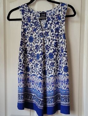 Knapp Studio Blue Floral Sleeveless Tank Top